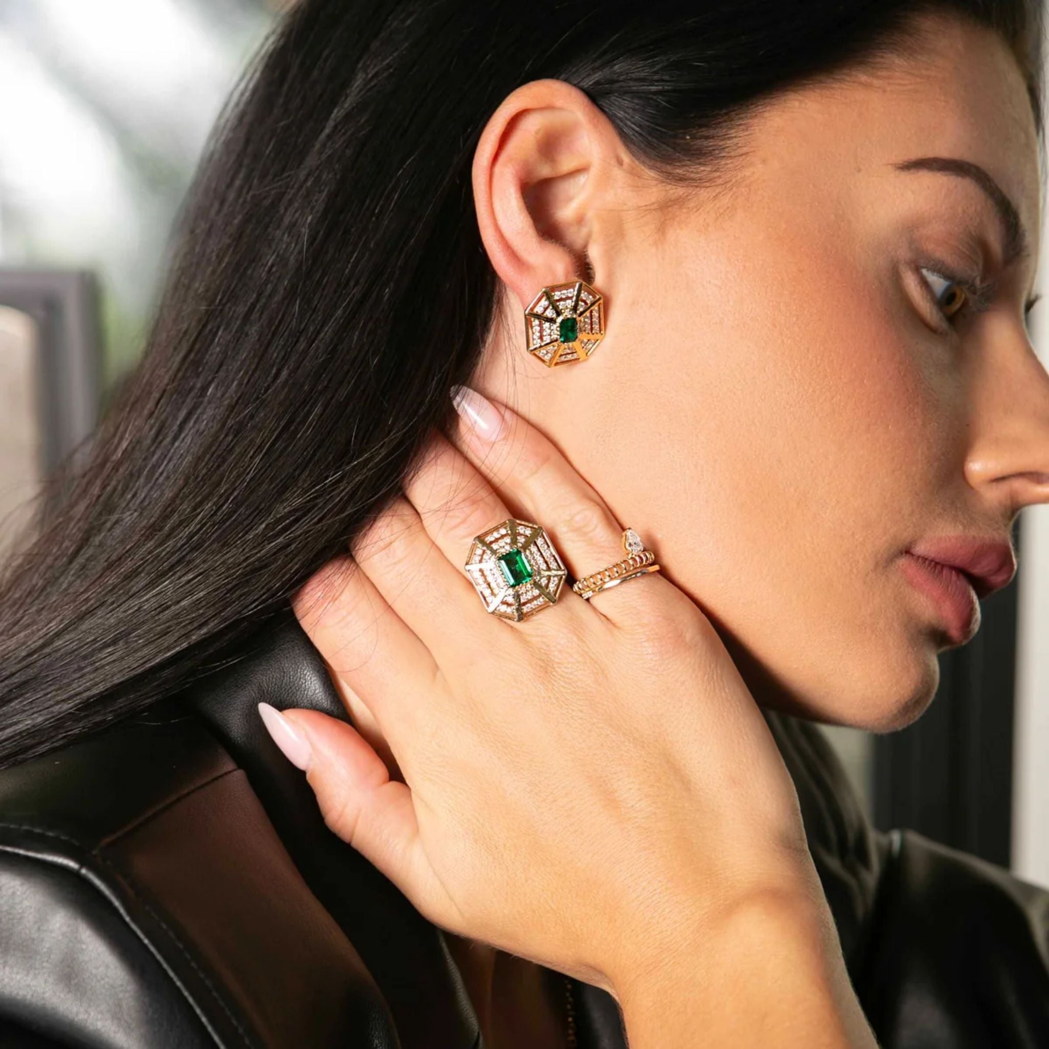 Emerald Web Ring