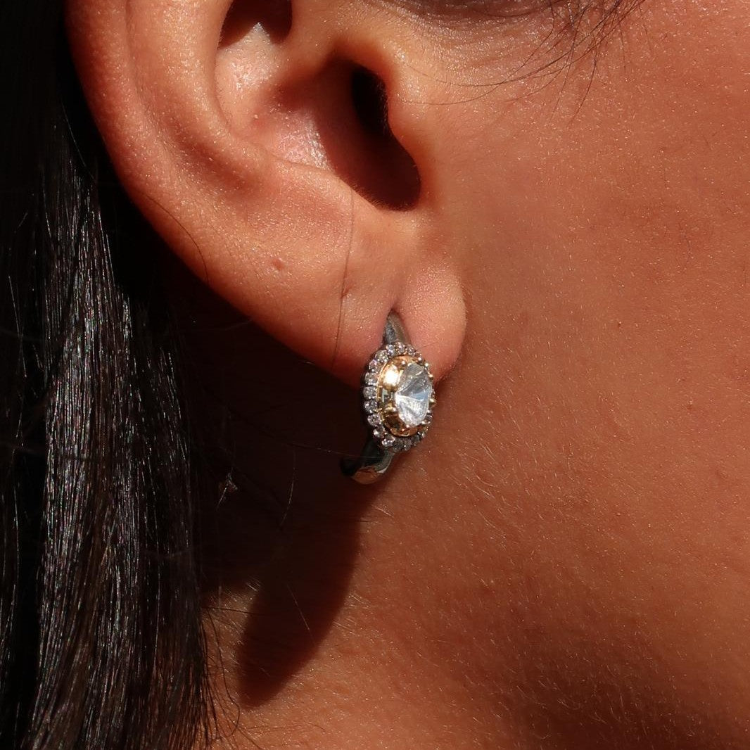 Tara Halo Curve Studs