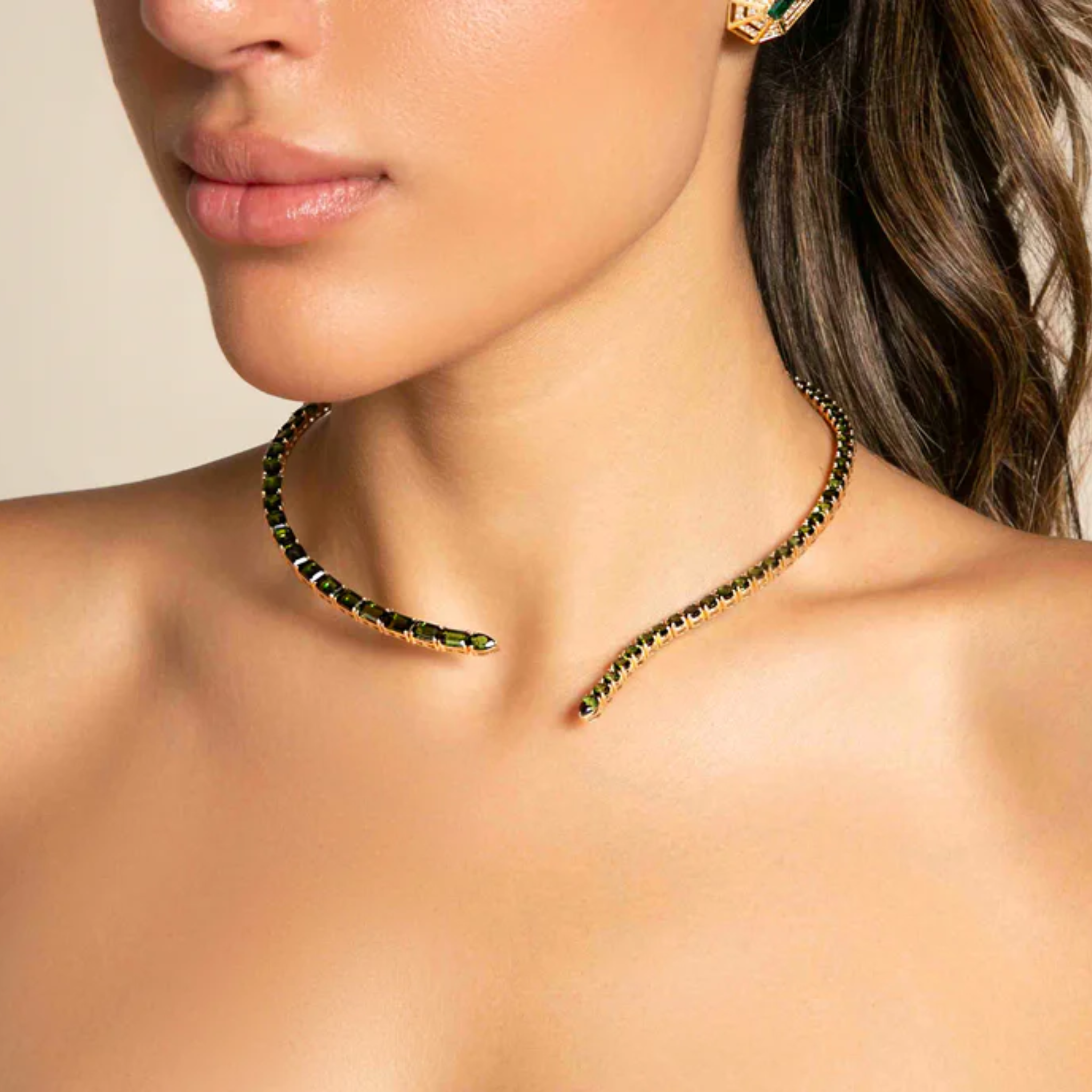 Green Trail Choker